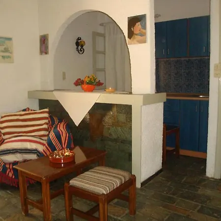 Apartahotel Maria Flora 2*