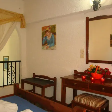 Apartahotel Maria Flora