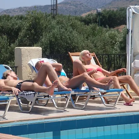 Maria Flora Apartahotel Creta