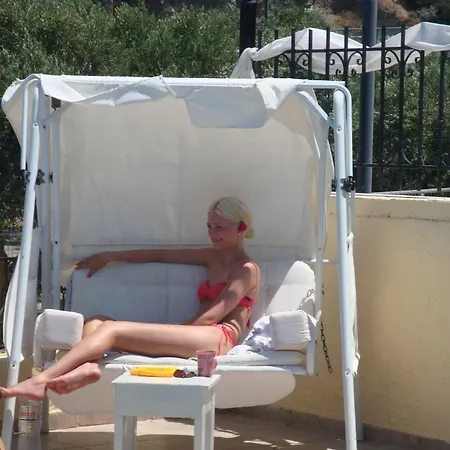 Aparthotel Maria Flora